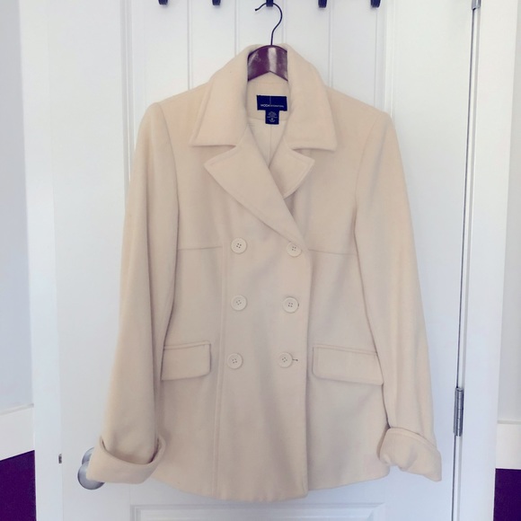 Moda button-up coat in cream - size med - Picture 1 of 4